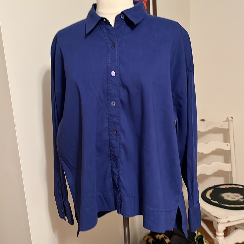 Vibrant indigo Eileen Fisher button down blouse - Picture 4 of 8